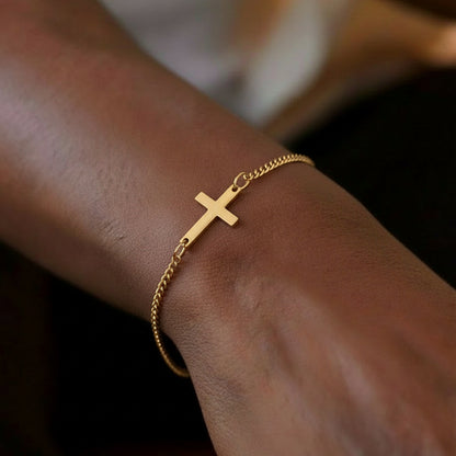 The Cross Bracelet